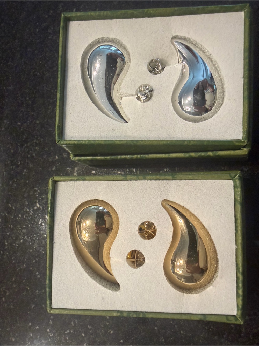 Vintage Teardrop Clip-On Earrings Set in Silver & Gold Tone